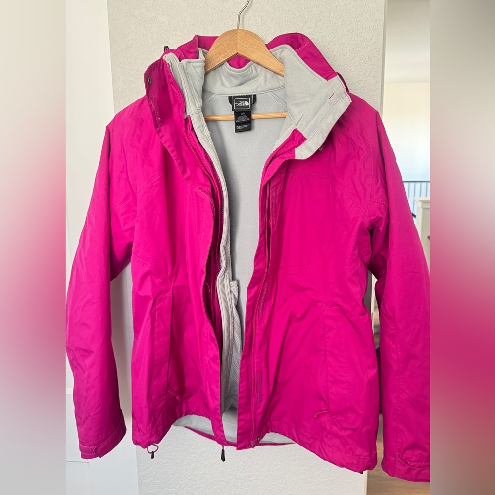 The North Face Women's Bright Magenta Ski Jacket